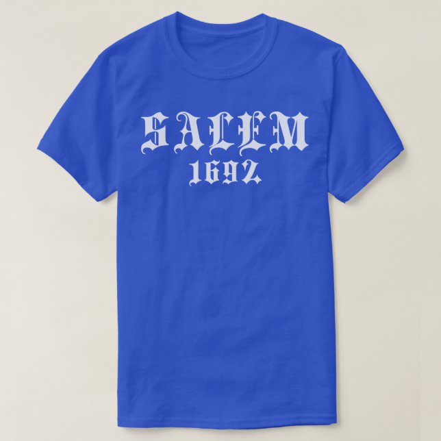 Camiseta Salem 1692 Estilizada Tipografía de Gótico 1 (Diseño del anverso)