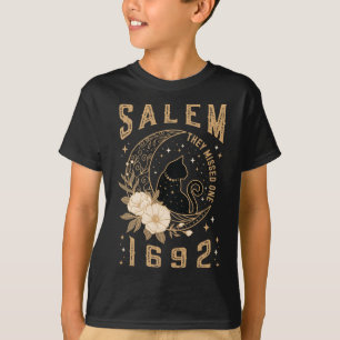 Camiseta Salem 1692 Se Perdieron Un Juicio De Brujas Gato N