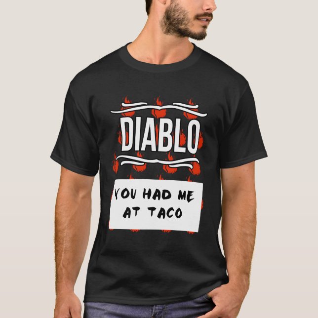 Camiseta Salsas Calientes Salsa Diablo De Halloween Me Tení (Anverso)