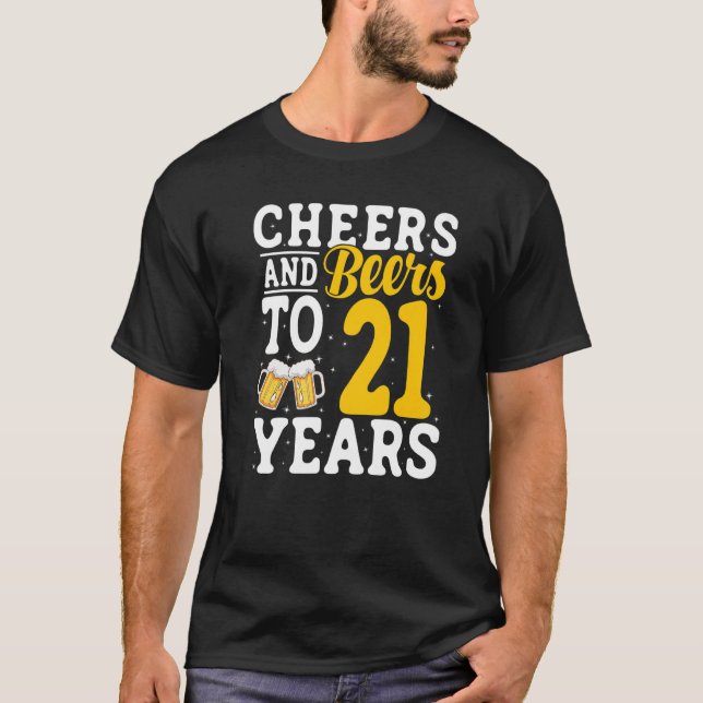 Camiseta Saludos y cervezas a 21 años Beer cerveza 21 años (Anverso)