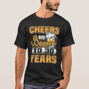Camiseta Saludos Y Cervezas A 30 Años