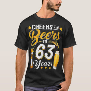 Camiseta Saludos Y Cervezas A 63 Años Graciosos 63 Años D