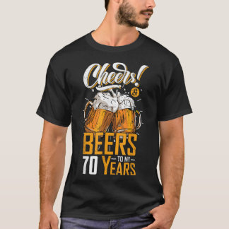 Camiseta Saludos Y Cervezas A 70 Años 70 cumpleaños diverti