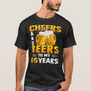 Camiseta Saludos Y Cervezas A Mi Regalo De Cumpleaños 65 Añ