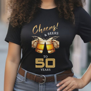 Camiseta Saludos y cervezas de oro y negro 50 años 50 cumpl