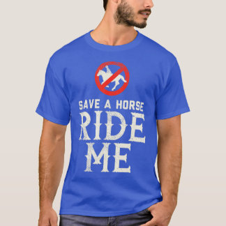 Camiseta Salvar a un caballo viajando conmigo - Regalo de m
