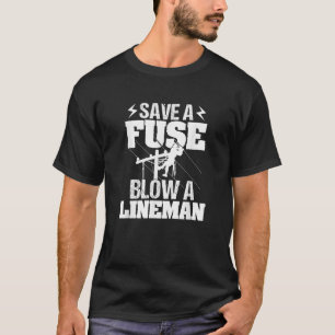 Camiseta Salven Un Golpe De Fuste Un Problema De Lineman Fu