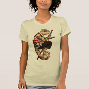 Camiseta Samurái Camaleón: Guerrero Tatuado con Katana
