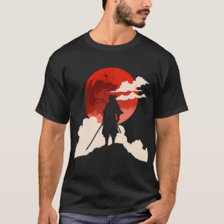 Camiseta Samurái Minimalista Silueta Bajo Luna Roja