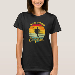 Camiseta San Diego CA California surfista retro vintage usa