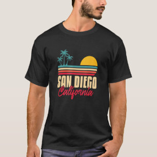 Camiseta San Diego California Beach Palm Trees Sunset Summe