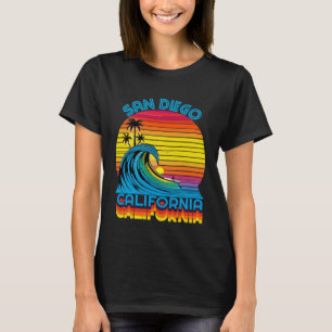 Camiseta San Diego California Retro Recuerdo de Surf y Play