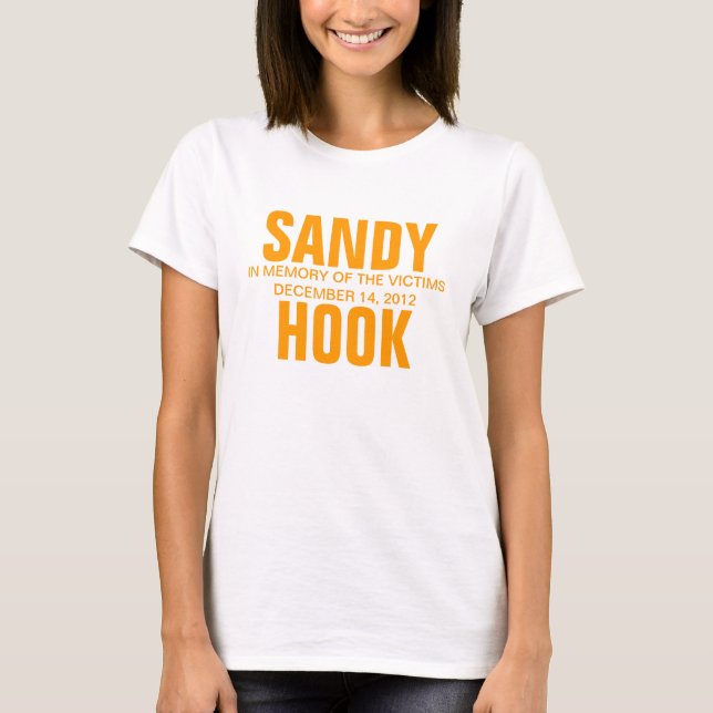 CAMISETA SANDY HOOK EN MEMORIA DE LAS VÍCTIMAS (Anverso)