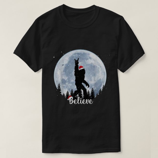 Camiseta Santa Bigfoot Christmas Rock Funny Sasquatch Belie (Diseño del anverso)