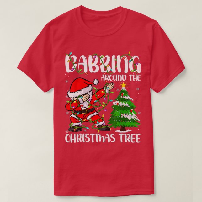 Camiseta Santa Dabbing en torno al árbol de Navidad enciend (Diseño del anverso)