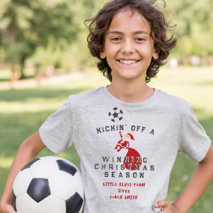 Camiseta Santa de Fútbol Patea el Inicio de una Temporada N