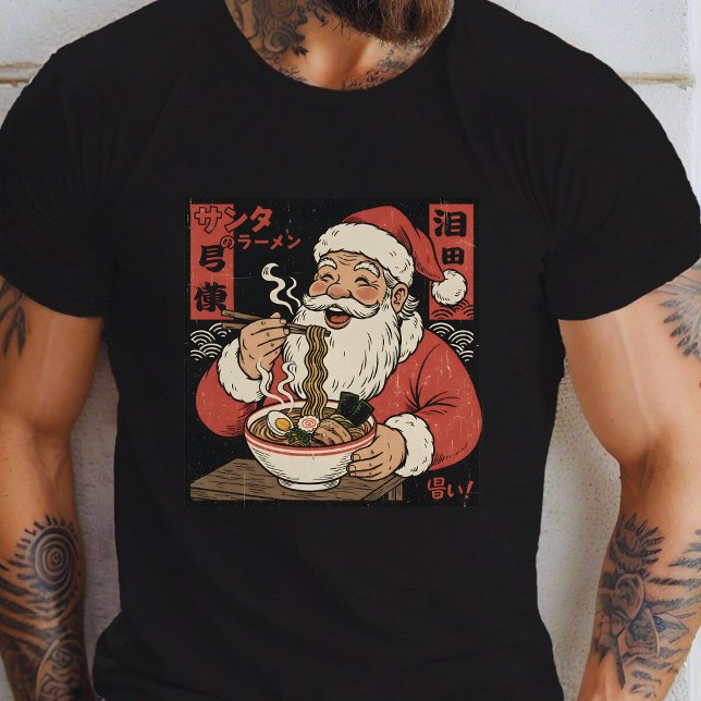 Camiseta Santa Eating Ramen Noodles (Subido por el creador)