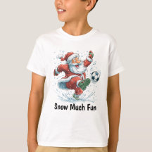 Santa jugando fútbol en la nieve