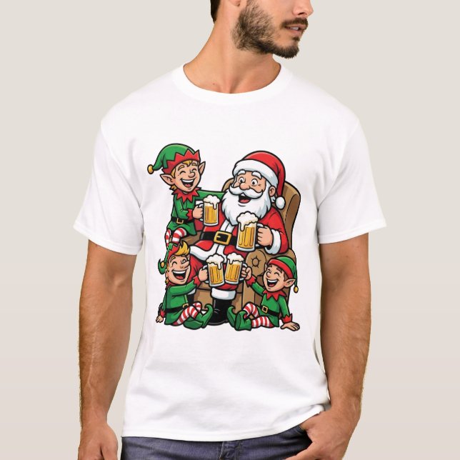 Camiseta Santa’s Cheers: Elf Party Christmas Design (Anverso)