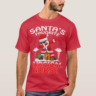 Camiseta Santa's Favorite Surgical Nurse Christmas Matching