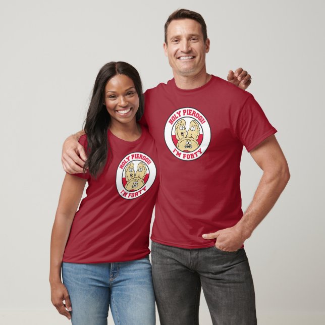 Camiseta Santo Pierogi Tengo 40 años en Polonia (Unisexo)