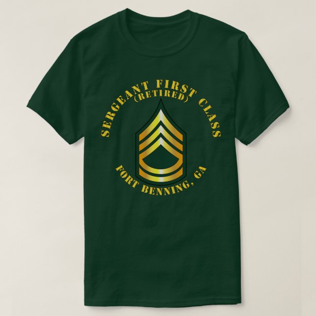 Camiseta Sargento Primera Clase S Fort Retirado Bening GA (Diseño del anverso)