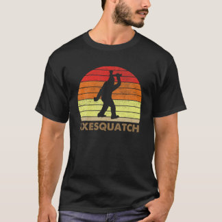 Camiseta Sasquatch Axe Throwing Funny Lumberjack Bigfoot Me