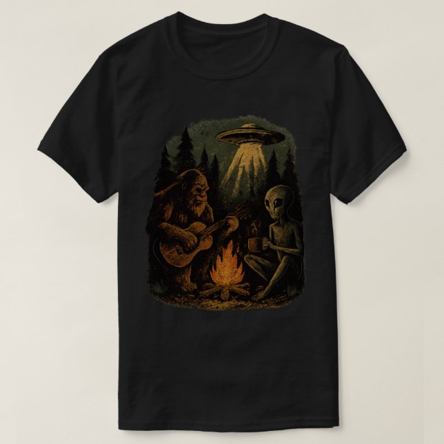 Camiseta Sasquatch Bigfoot Guitar And Alien Campfire UFO (Diseño del anverso)