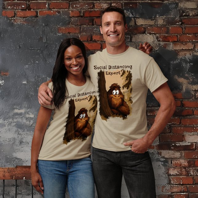 Camiseta Sasquatch Experto de distanciamiento social (Social Distancing Expert Sasquatch T-Shirt)