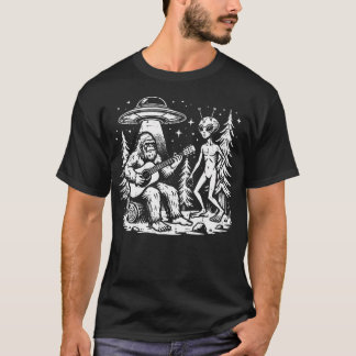 Camiseta Sasquatch Guitar Alien Ovni Camping Bigfoot Mujere