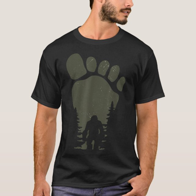 Camiseta Sasquatch O Bigfoot En La Huella Forestal (Anverso)