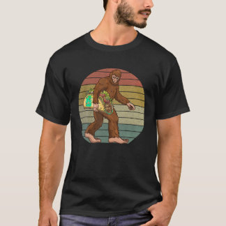 Camiseta Sasquatch Pie de pata enganchada a un taco cómico