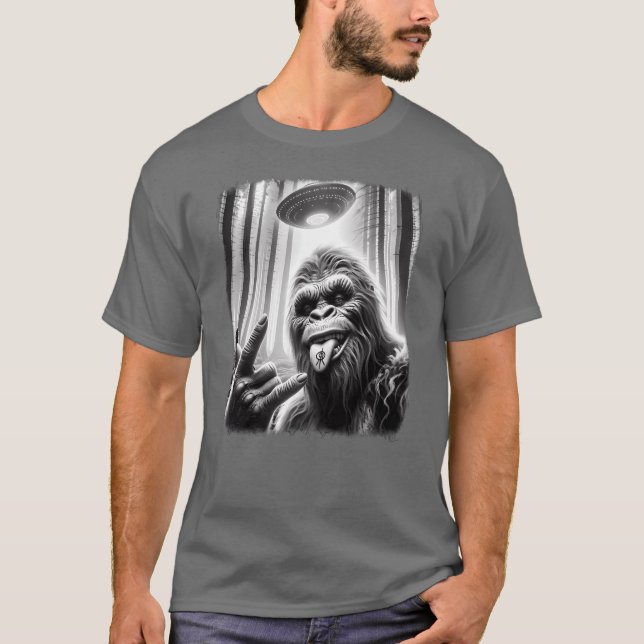 Camiseta Sasquatch Sie Big Foot Rock On UFO Alien Fun frien (Anverso)