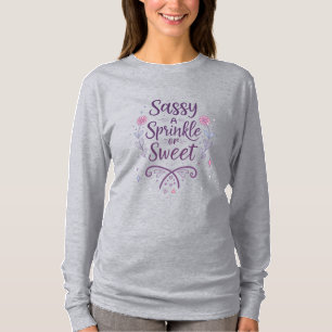 Camiseta Sassy con un Toque de Dulzura – Lindo Moderno