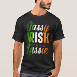 Camiseta Sassy Irish Lassie Feliz Día de San Patricio en ma