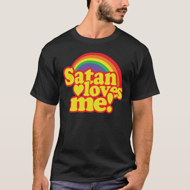 Camiseta Satan Loves Me friend gift (Anverso)