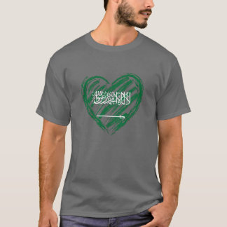Camiseta Saudi Arabia Flag Heart In Hand Drawing For Saudis