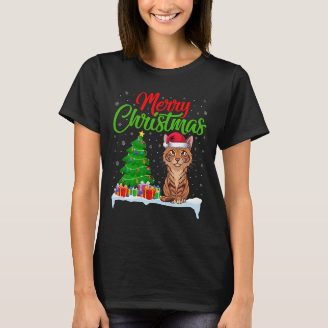 Camiseta Savannah Cat Christmas Tree Enfoca Navidad Savanna (Anverso)