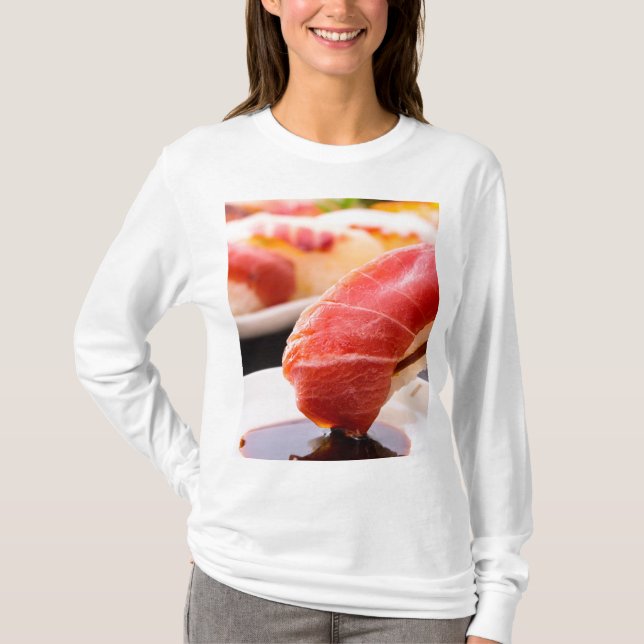 Camiseta Savor the Dip – A consistent aesthetic (Anverso)