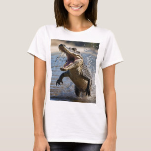 Camiseta Scary Jaws: El cocodrilo australiano saltando