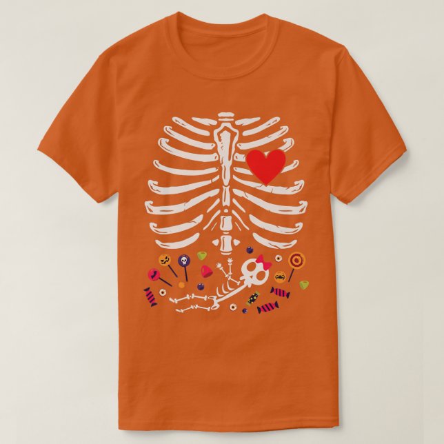 Camiseta Scary spooky Halloween funny skeleton with heart  (Diseño del anverso)
