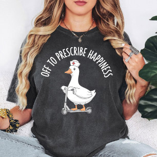 Camiseta Scooter de enfermera de ganso receta de felicidad