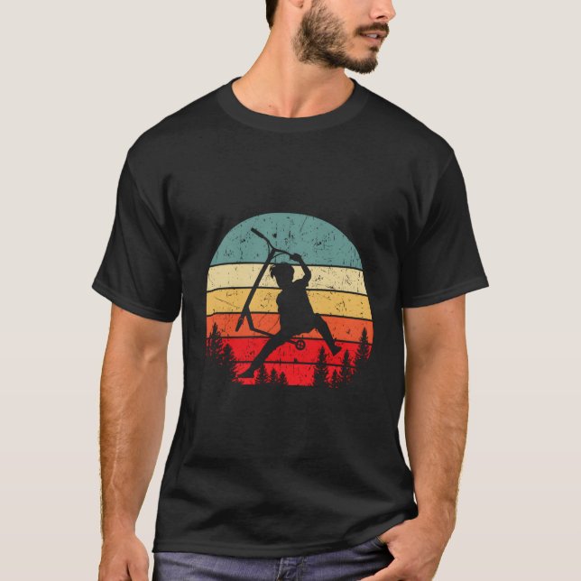Camiseta Scooter Stunt Retro Style Scooter Gift Idea (Anverso)