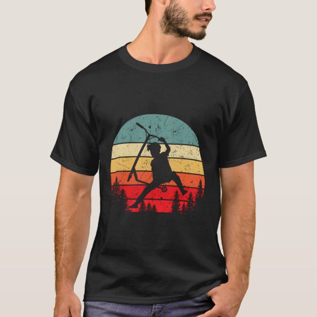 Camiseta Scooter Stunt Retro Style Scooter Gift Idea (Anverso)