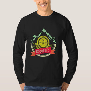Camiseta Scout Life  Aventura de senderismo en las montañas