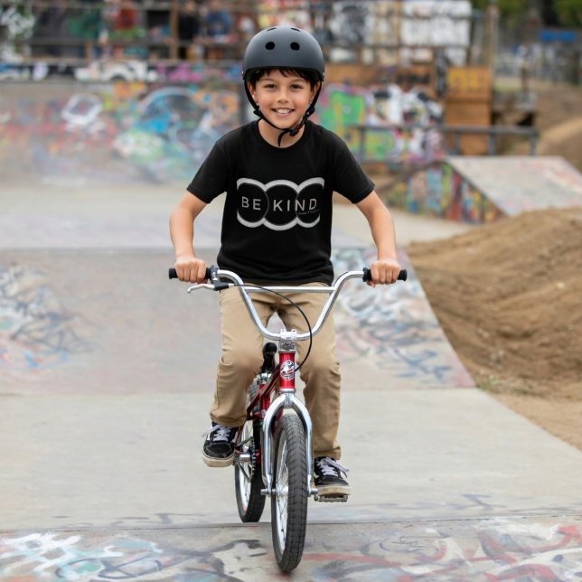 Camiseta Sé amable (Subido por el creador)