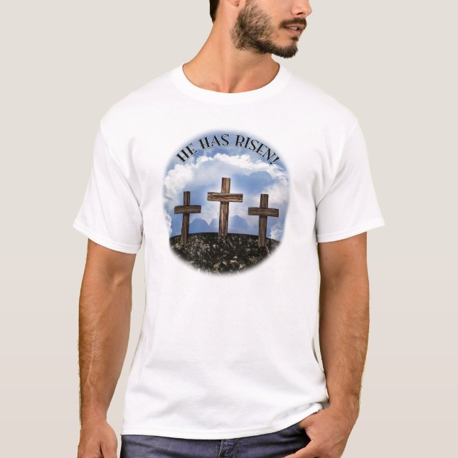 Camiseta Se Ha Levantado 3 Cruces Rustruidos Mateo 26:39 (Anverso)