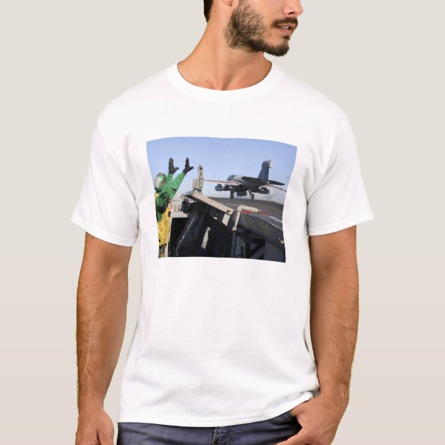 Camiseta Se lanza un Prowler EA-6B desde la cabina de vuelo (Anverso)