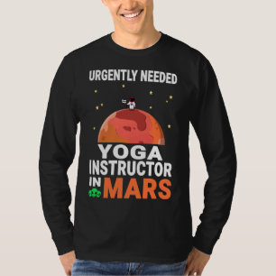 Camiseta Se Necesita Con Urgencia Un Instructor De Yoga En