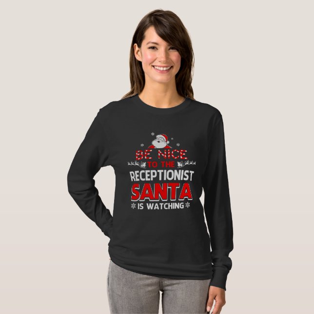 Camiseta Sea agradable al recepcionista que Santa está (Anverso completo)